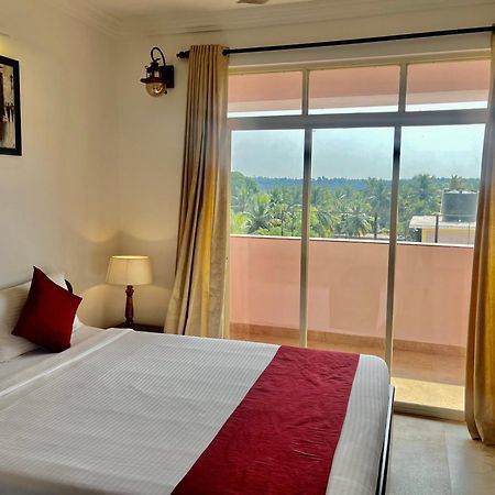 Martins Crest Hotel Patnem Beach Exterior photo